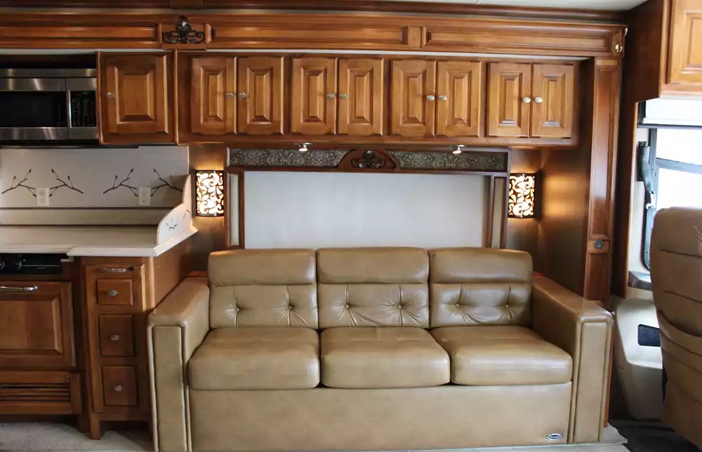 2013 Tiffin Phaeton 36GH - Image 45