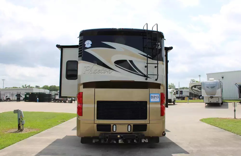 2013 Tiffin Phaeton 36GH - Image 52