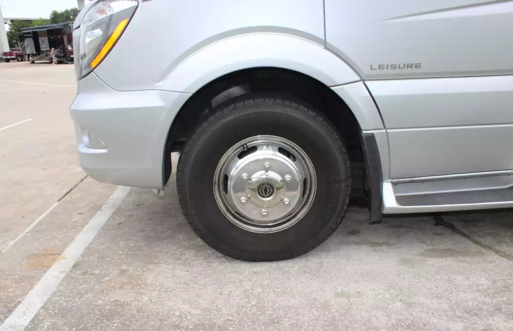 2017 Leisure Travel Unity Series U24MB - Image 11