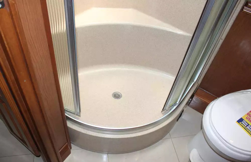 2013 Tiffin Phaeton 36GH - Image 58