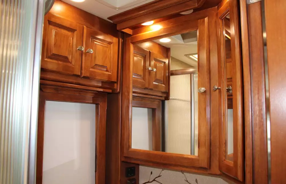 2013 Tiffin Phaeton 36GH - Image 59