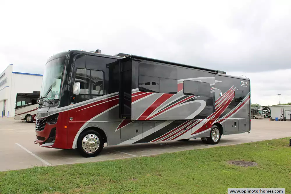 2023 Fleetwood Fortis 34M