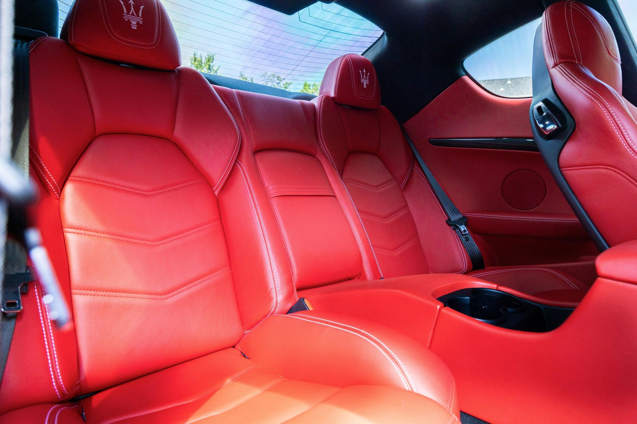 2016 Maserati GranTurismo MC - Image 9