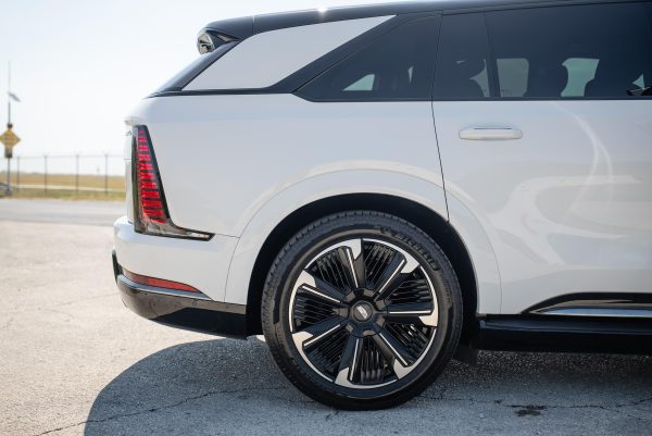 2025 Cadillac Escalade IQ Sport 2 - Image 6