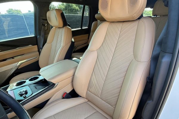 2025 Cadillac Escalade IQ Sport 2 - Image 15