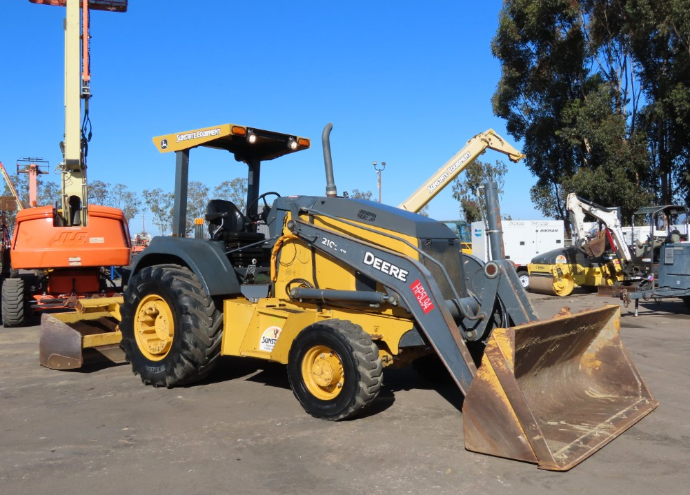 2015 John Deere 210LEP