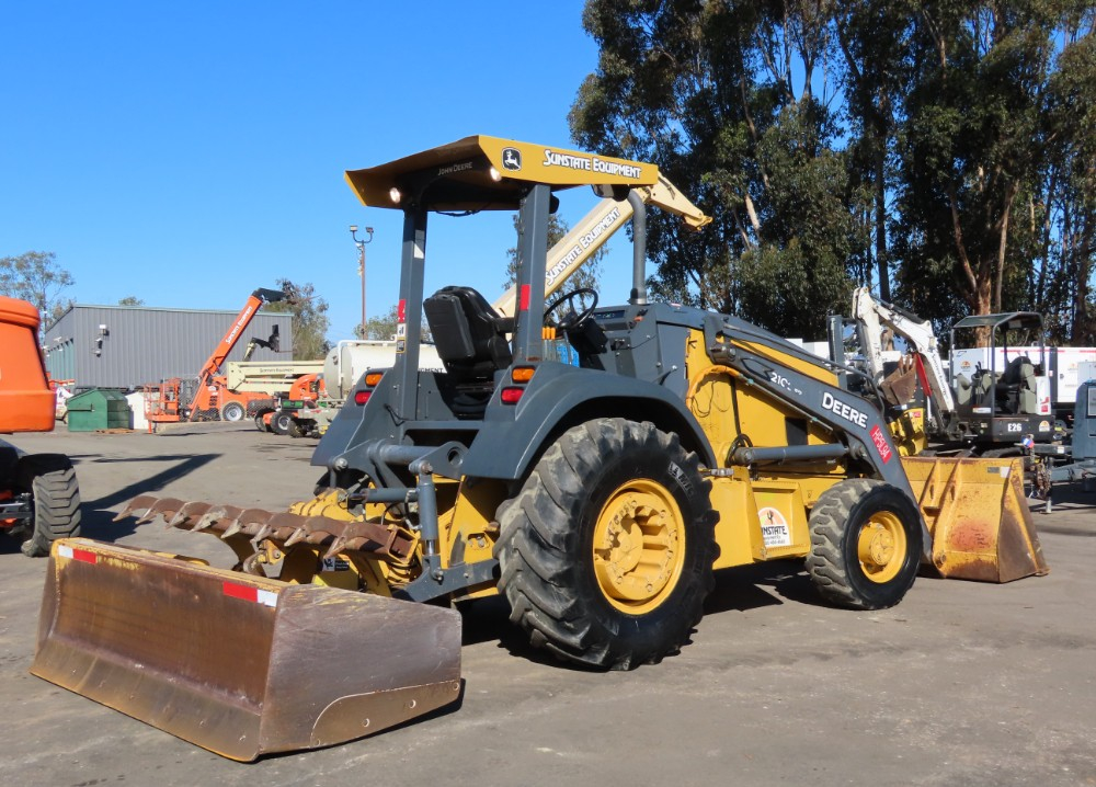 2015 John Deere 210LEP - Image 13