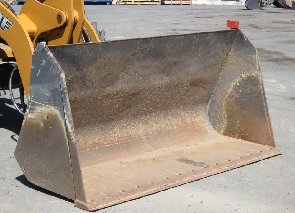 2016 Case 321F - Image 16