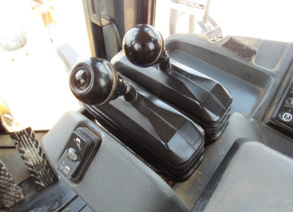 2014 John Deere 844K - Image 21