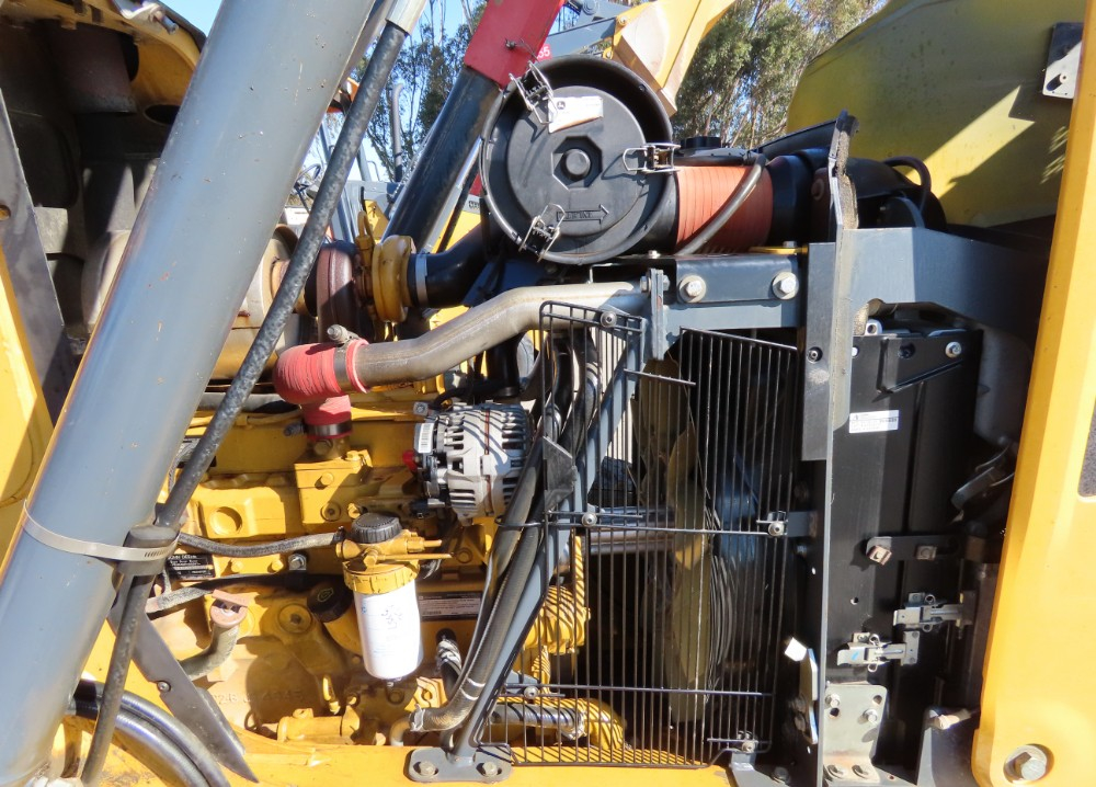 2015 John Deere 210LEP - Image 5