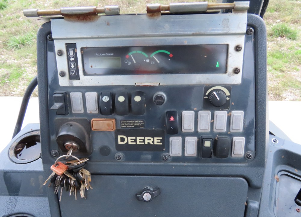 2015 John Deere 310LEP - Image 31