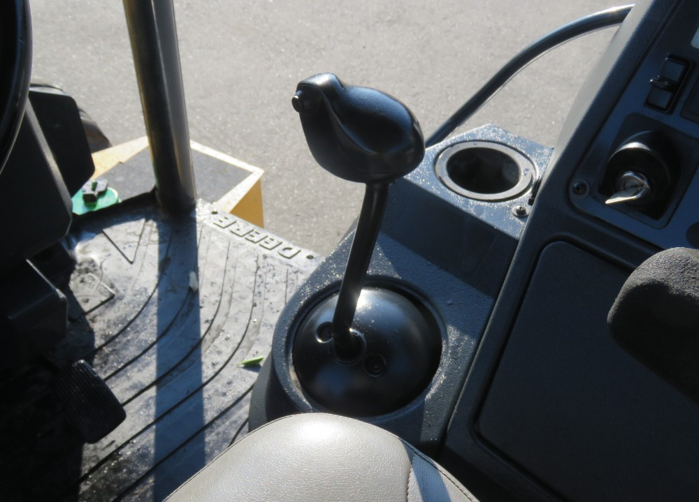 2015 John Deere 310L EP - Image 32