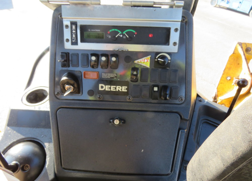 2015 John Deere 310L EP - Image 33