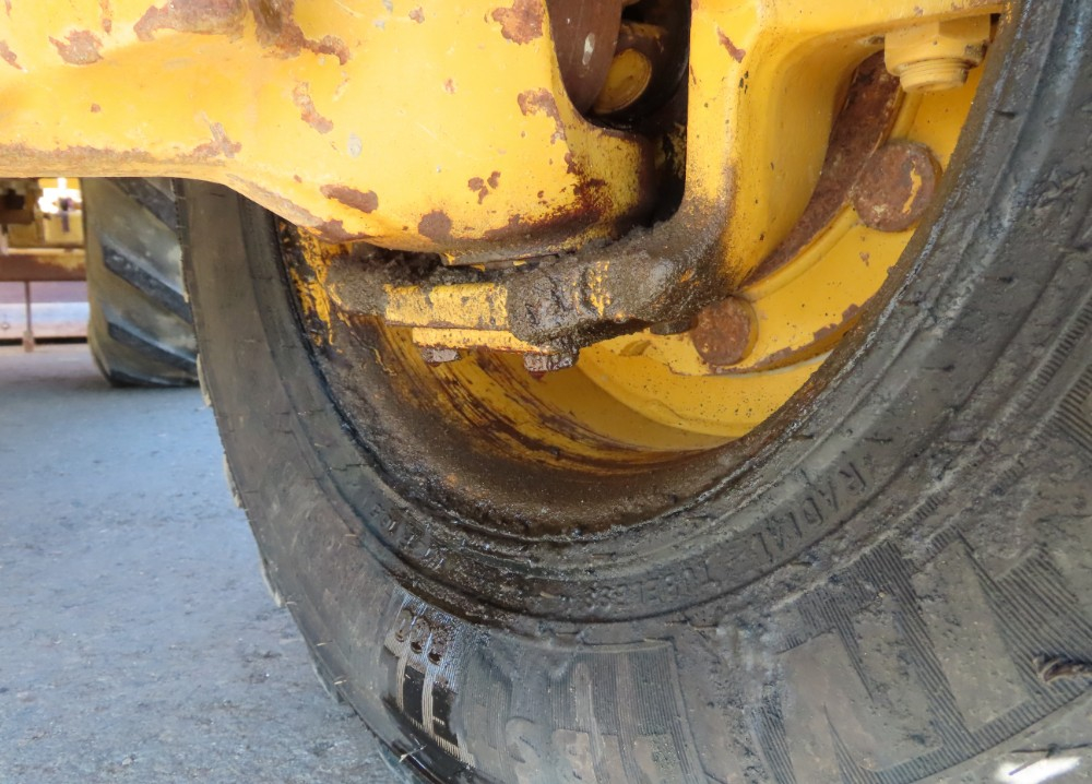 2015 John Deere 210LEP - Image 10