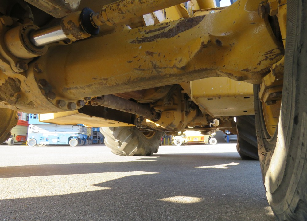 2015 John Deere 310L EP - Image 9