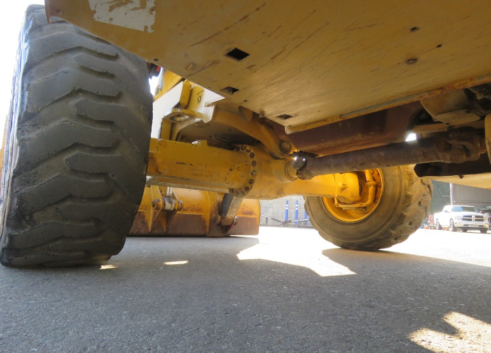 2015 John Deere 310L EP - Image 10