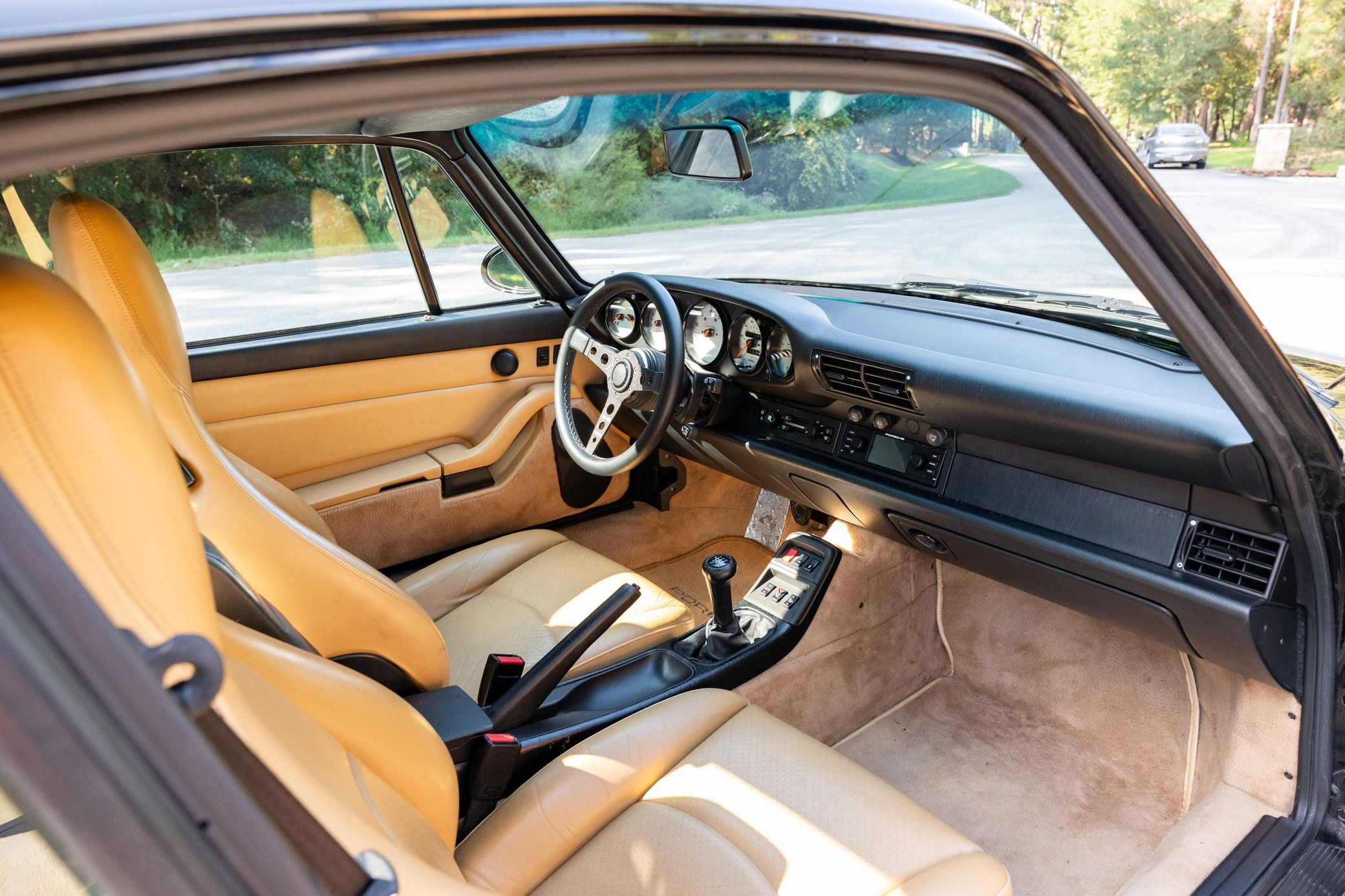 1995 Porsche 911 Carrera Coupe - Image 11