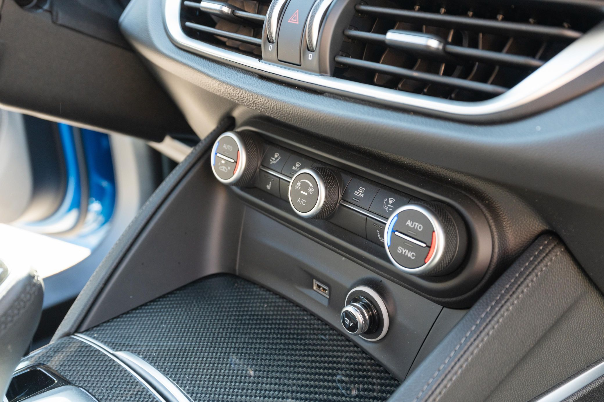 2023 Alfa Romeo Stelvio Quadrifoglio - Image 66