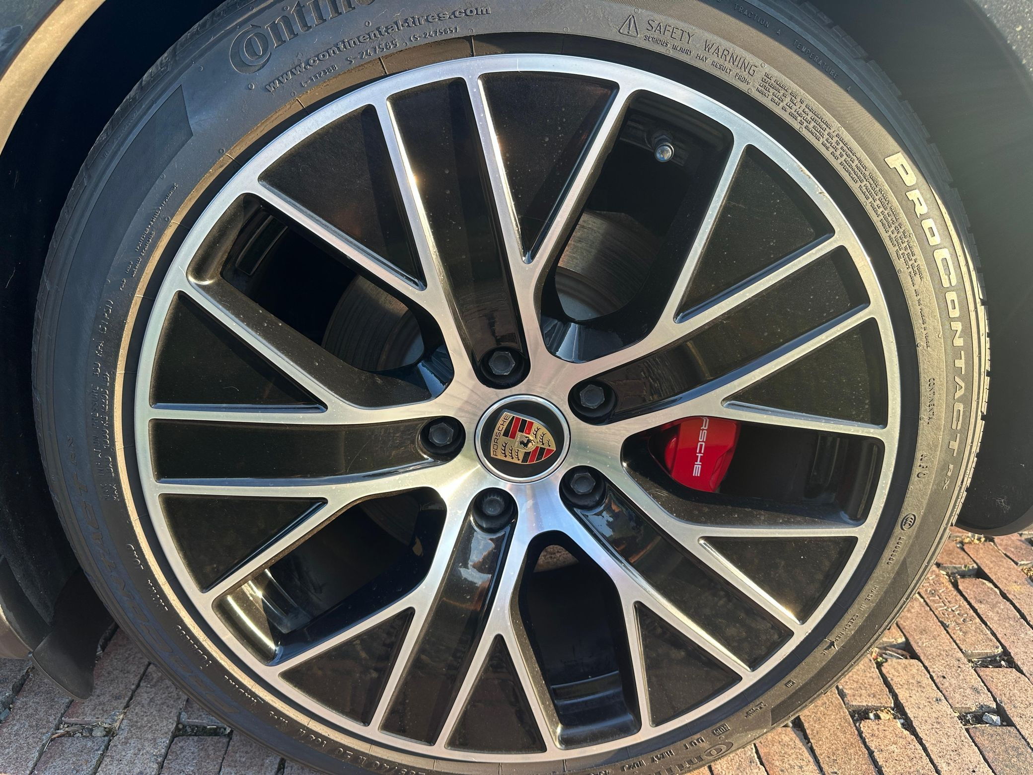 2021 Porsche Taycan 4S - Image 19