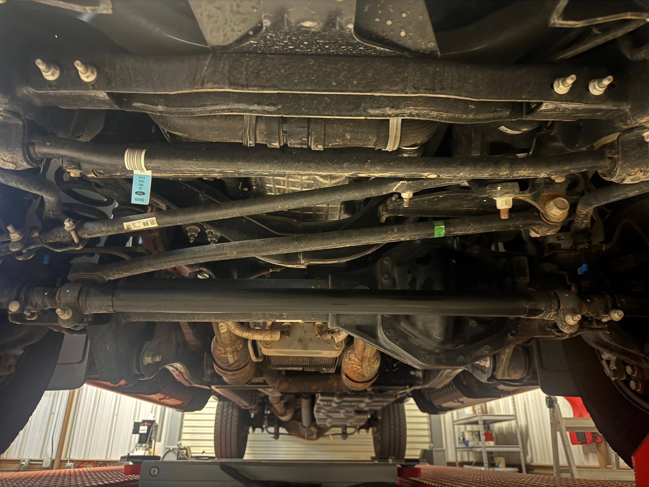 2023 Ford F-350 Super Duty Lariat - Image 65