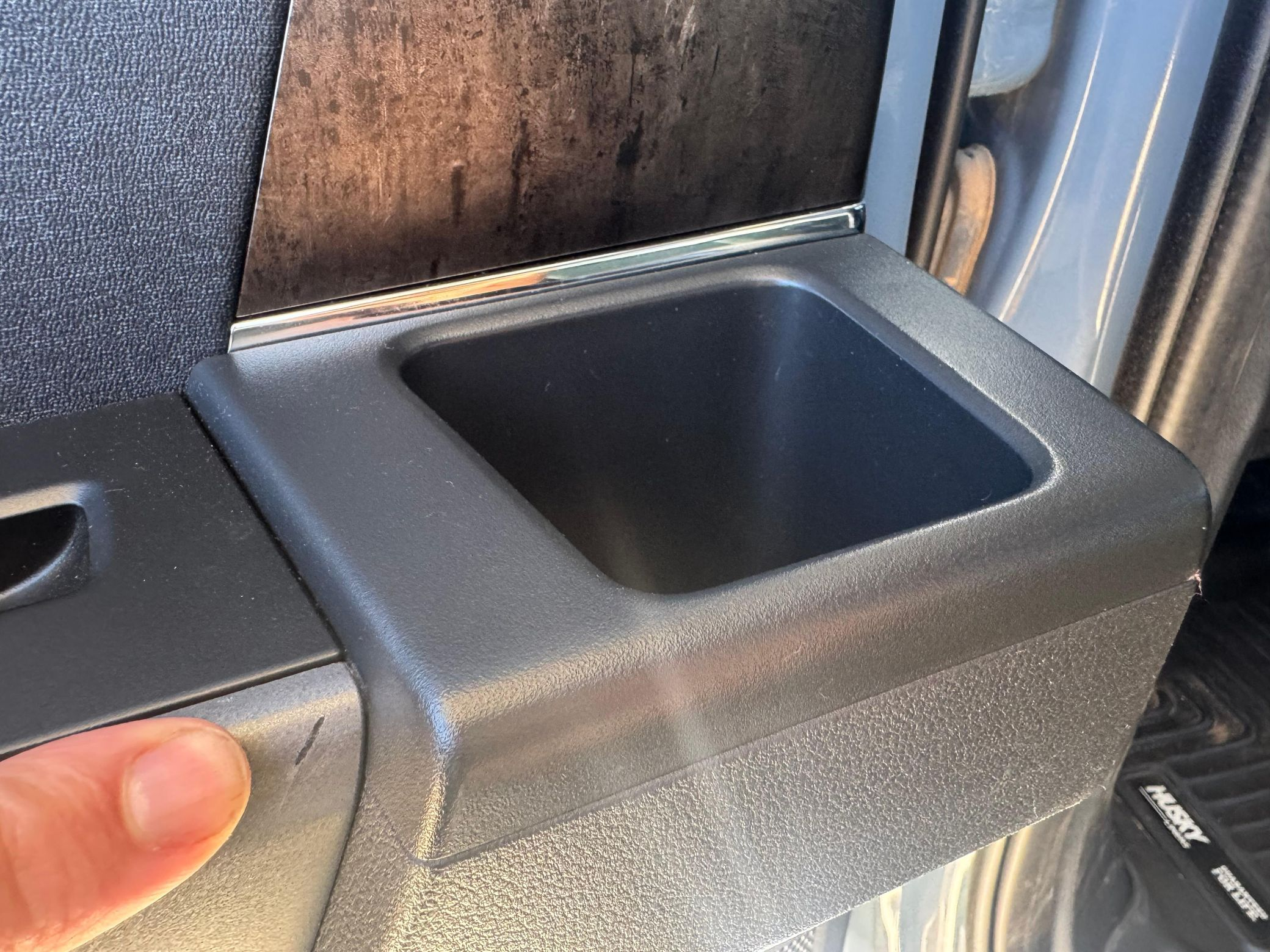 2023 Ford F-350 Super Duty Lariat - Image 8