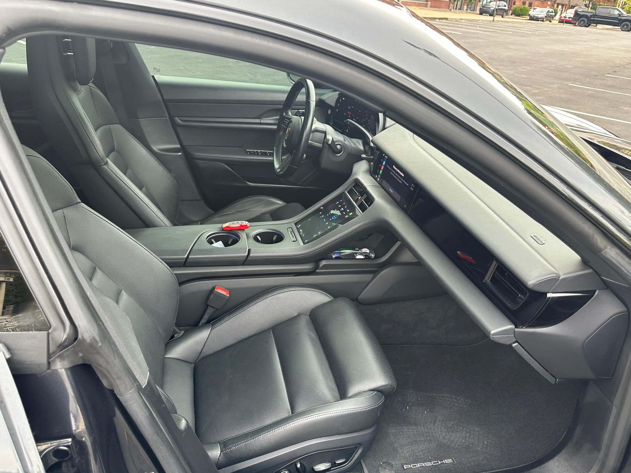 2021 Porsche Taycan 4S - Image 33