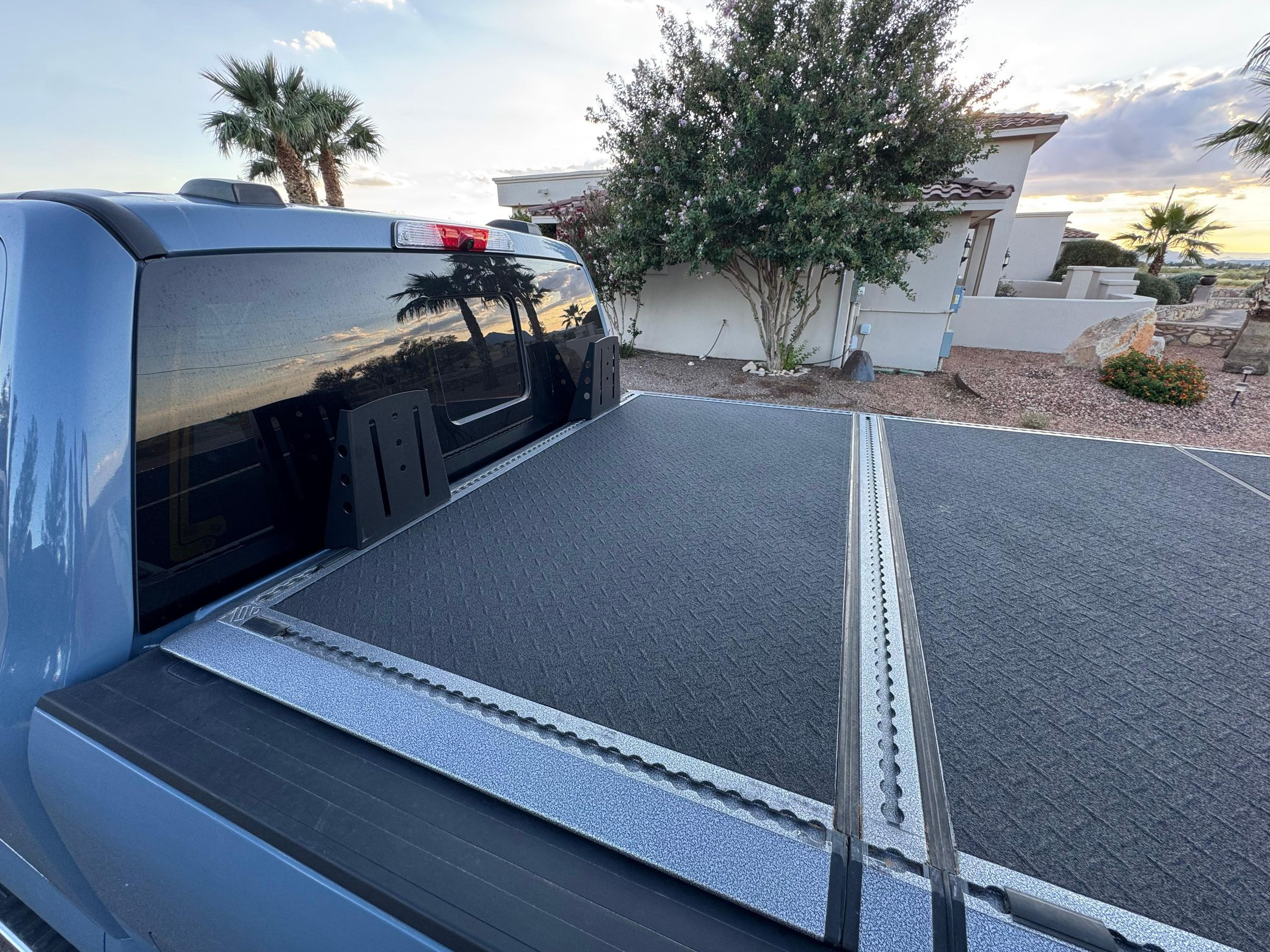 2023 Ford F-350 Super Duty Lariat - Image 17