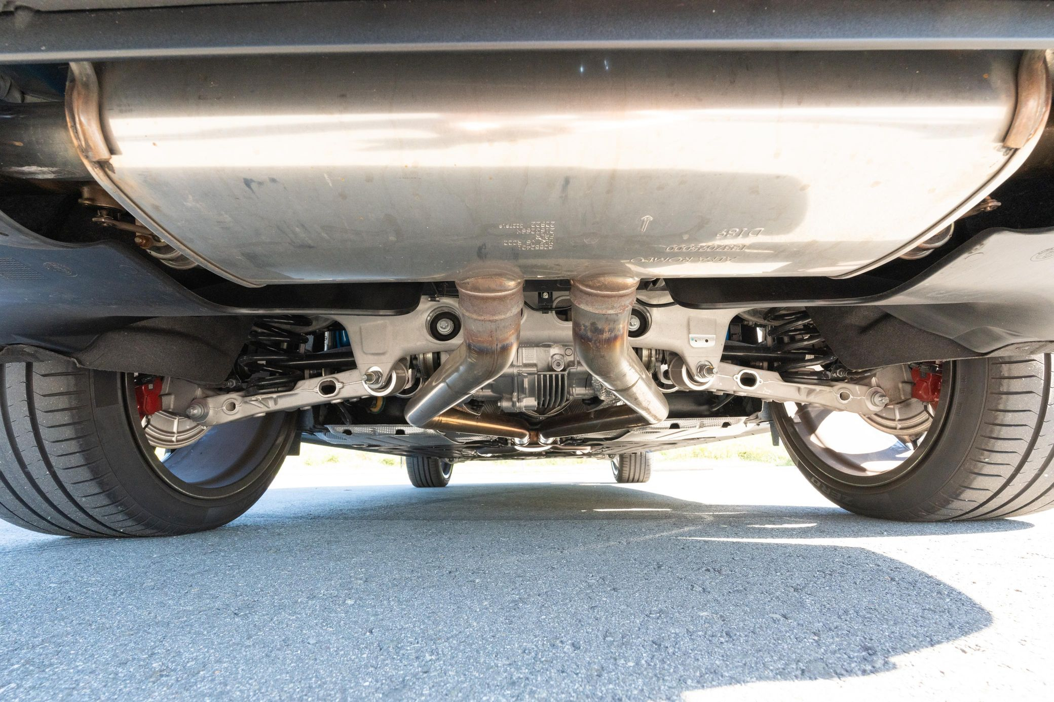 2023 Alfa Romeo Stelvio Quadrifoglio - Image 11