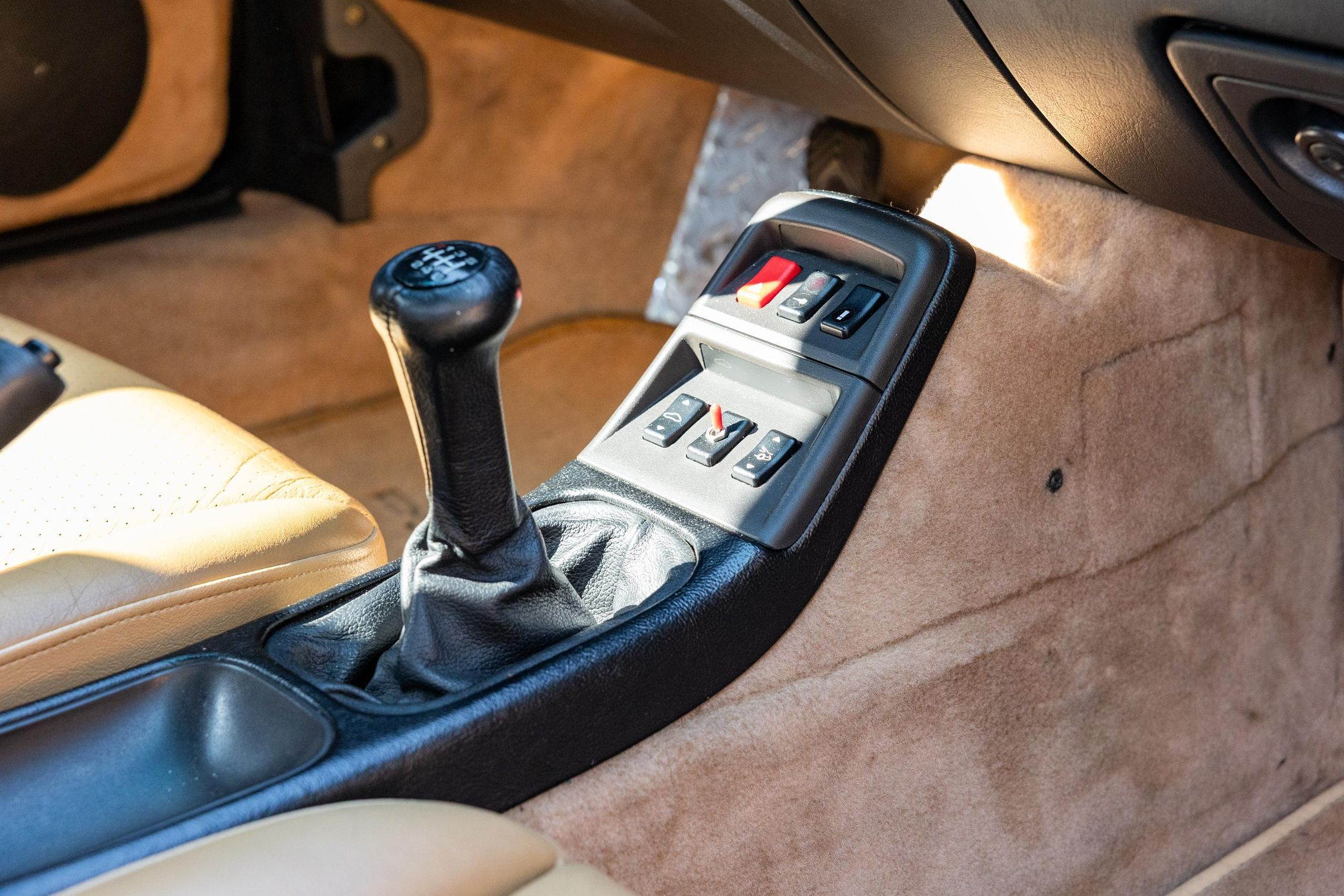 1995 Porsche 911 Carrera Coupe - Image 36