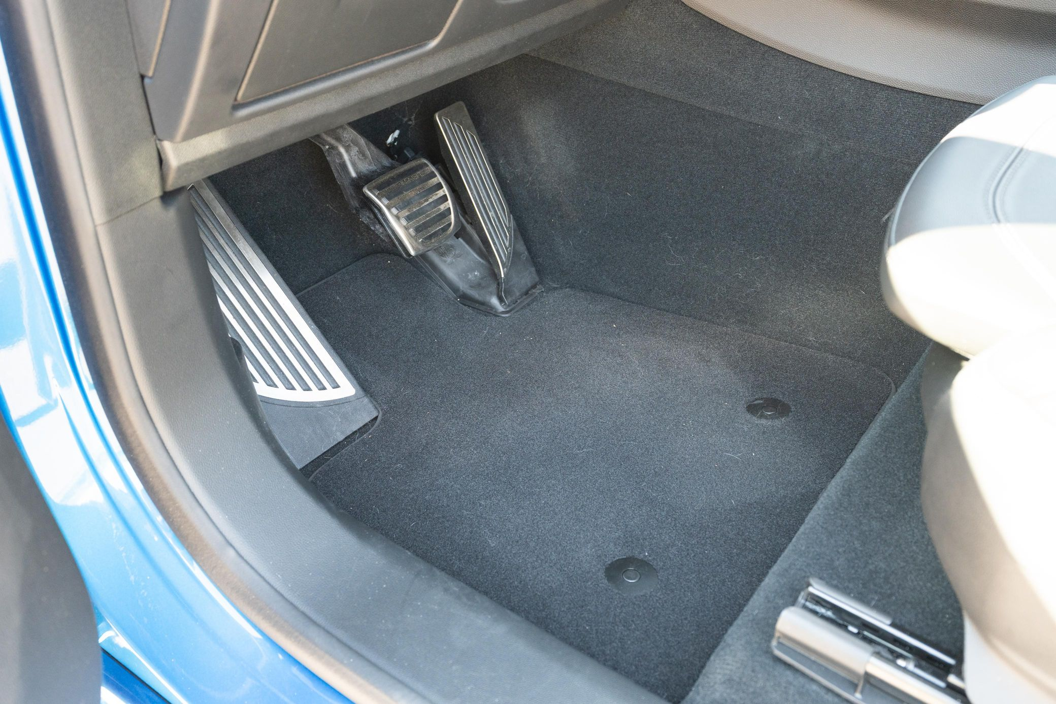 2023 Alfa Romeo Stelvio Quadrifoglio - Image 17