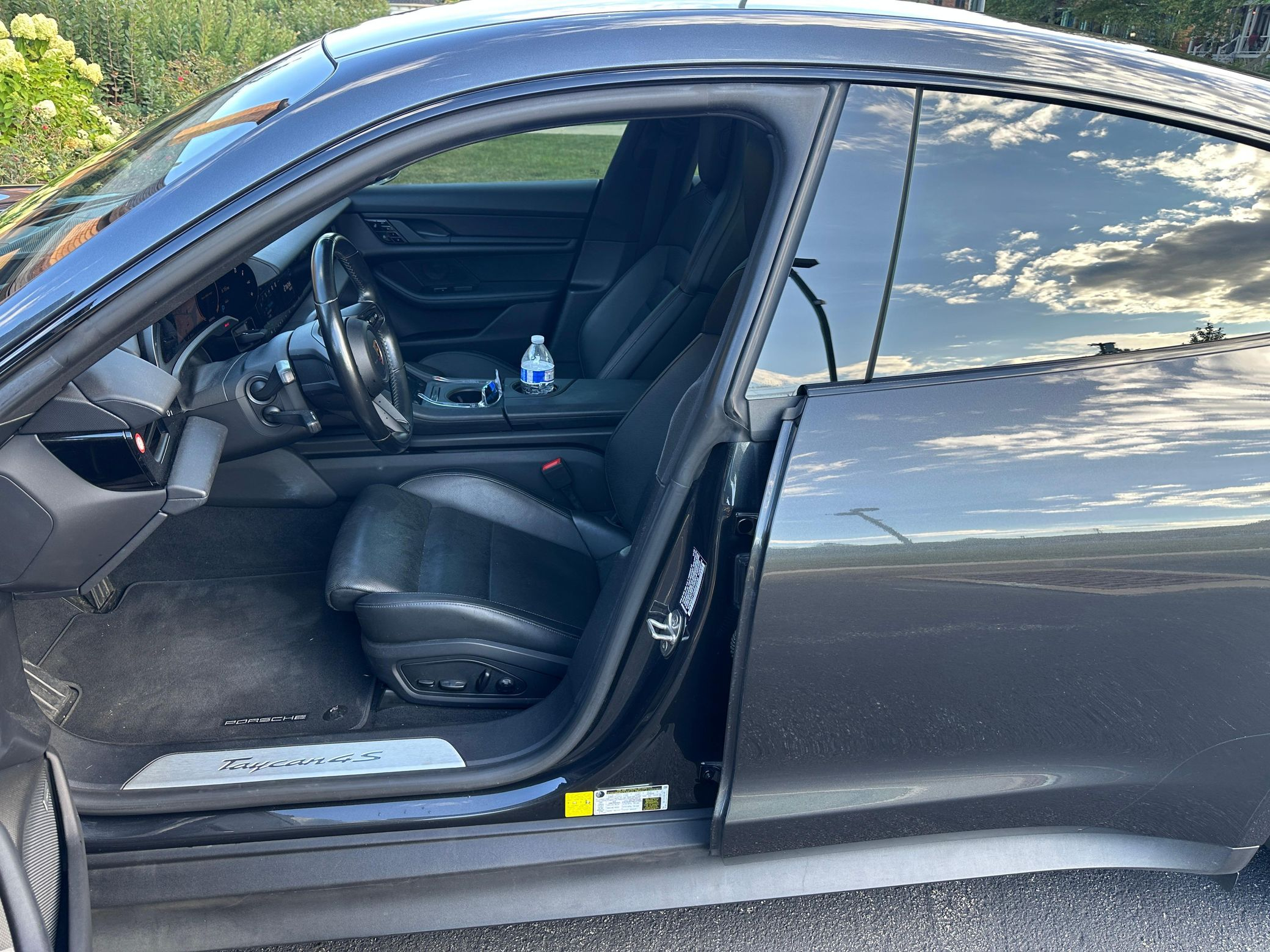 2021 Porsche Taycan 4S - Image 45