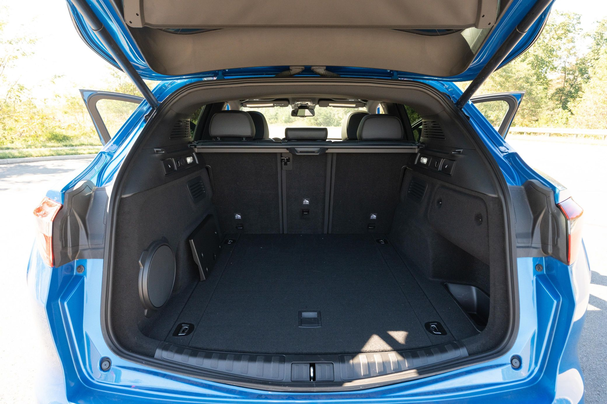 2023 Alfa Romeo Stelvio Quadrifoglio - Image 27