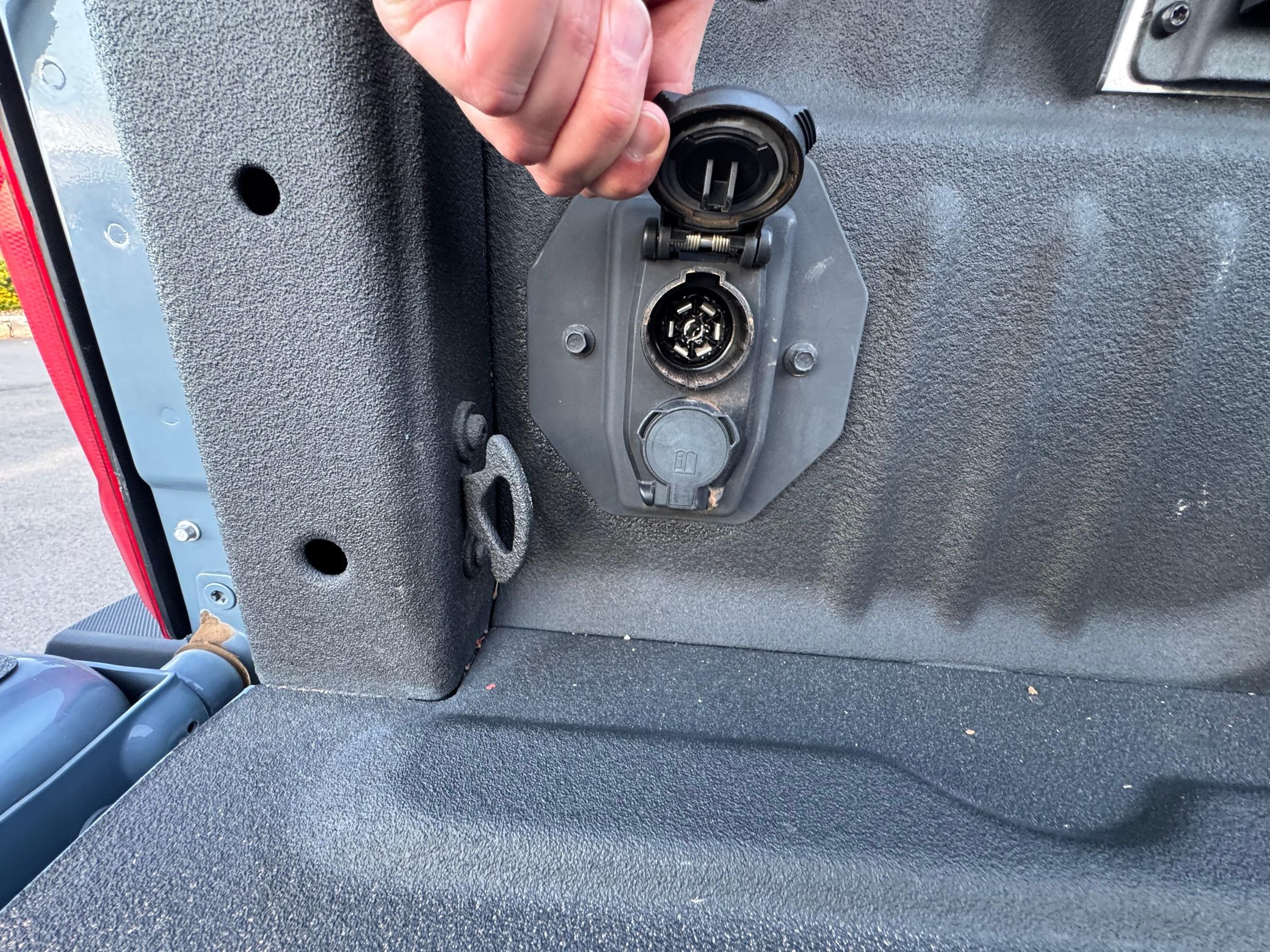 2023 Ford F-350 Super Duty Lariat - Image 36