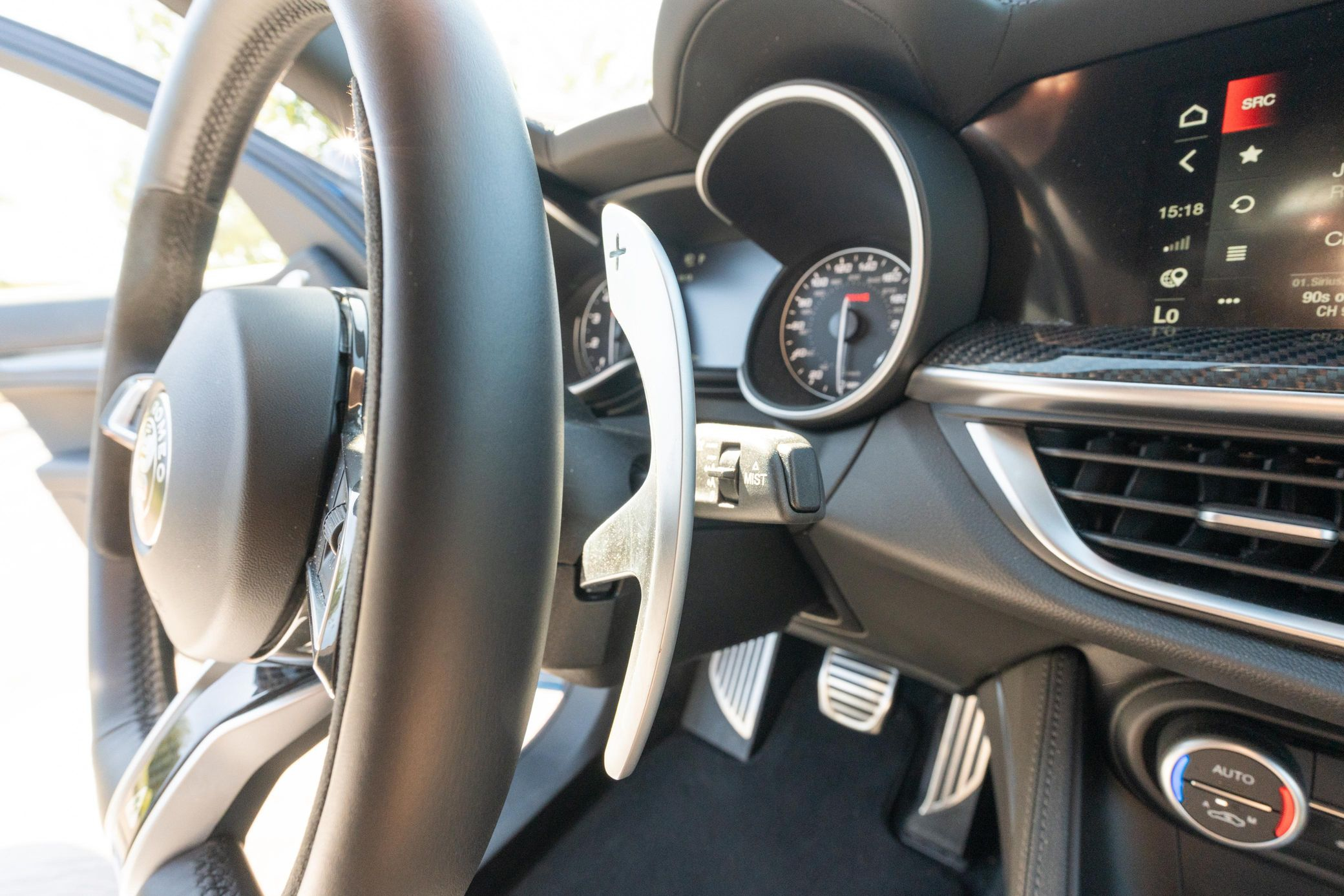 2023 Alfa Romeo Stelvio Quadrifoglio - Image 31