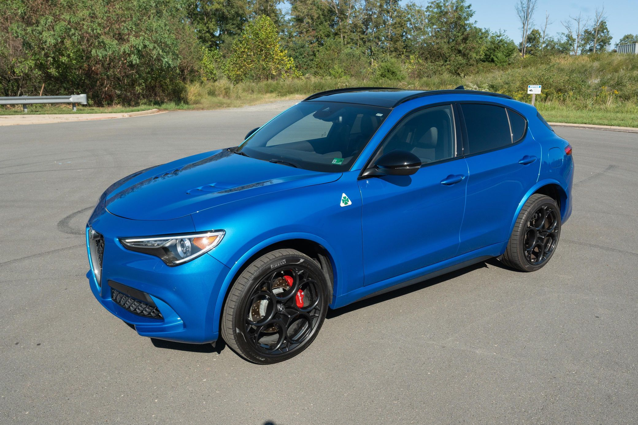 2023 Alfa Romeo Stelvio Quadrifoglio - Image 33