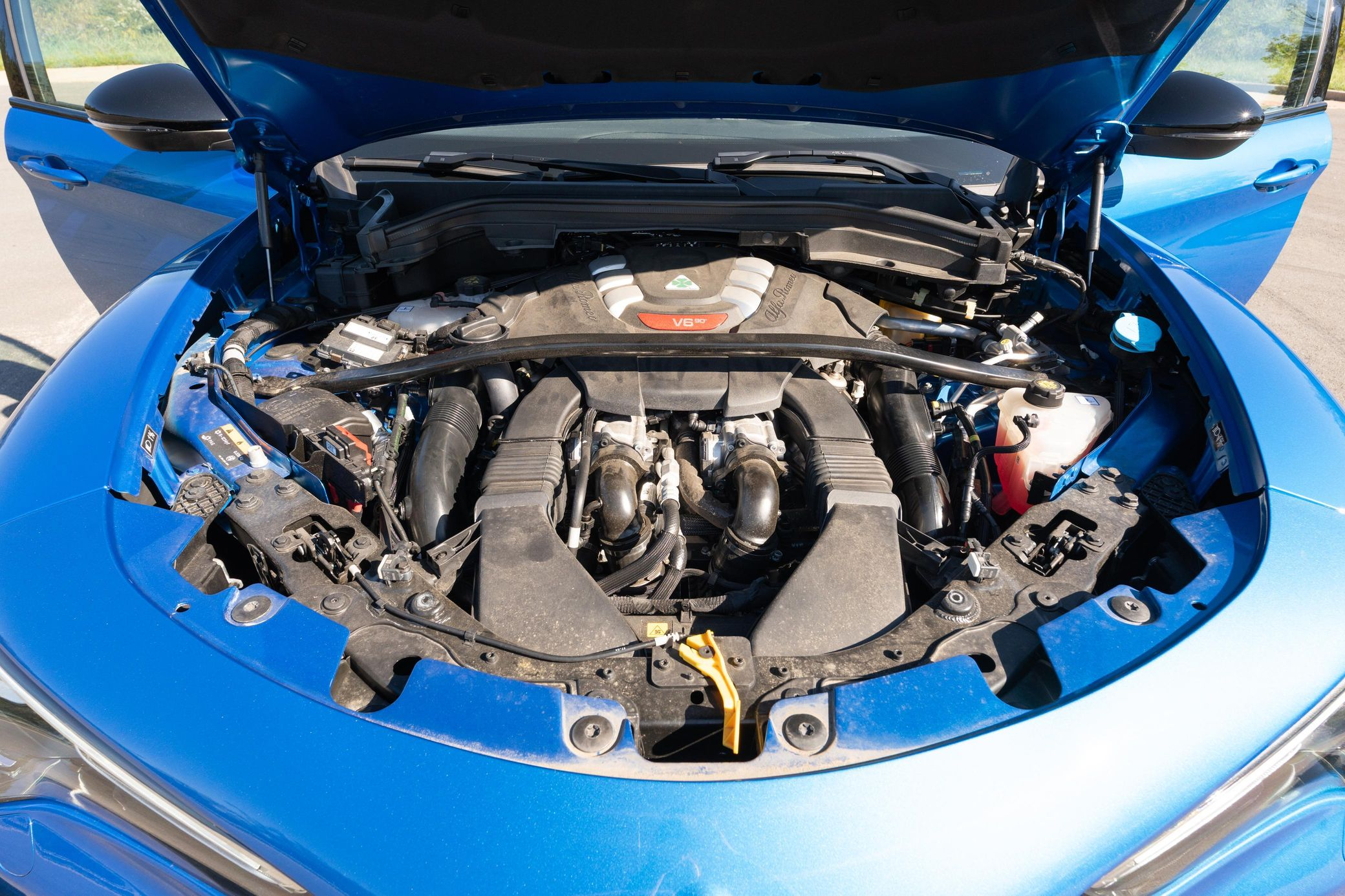 2023 Alfa Romeo Stelvio Quadrifoglio - Image 37