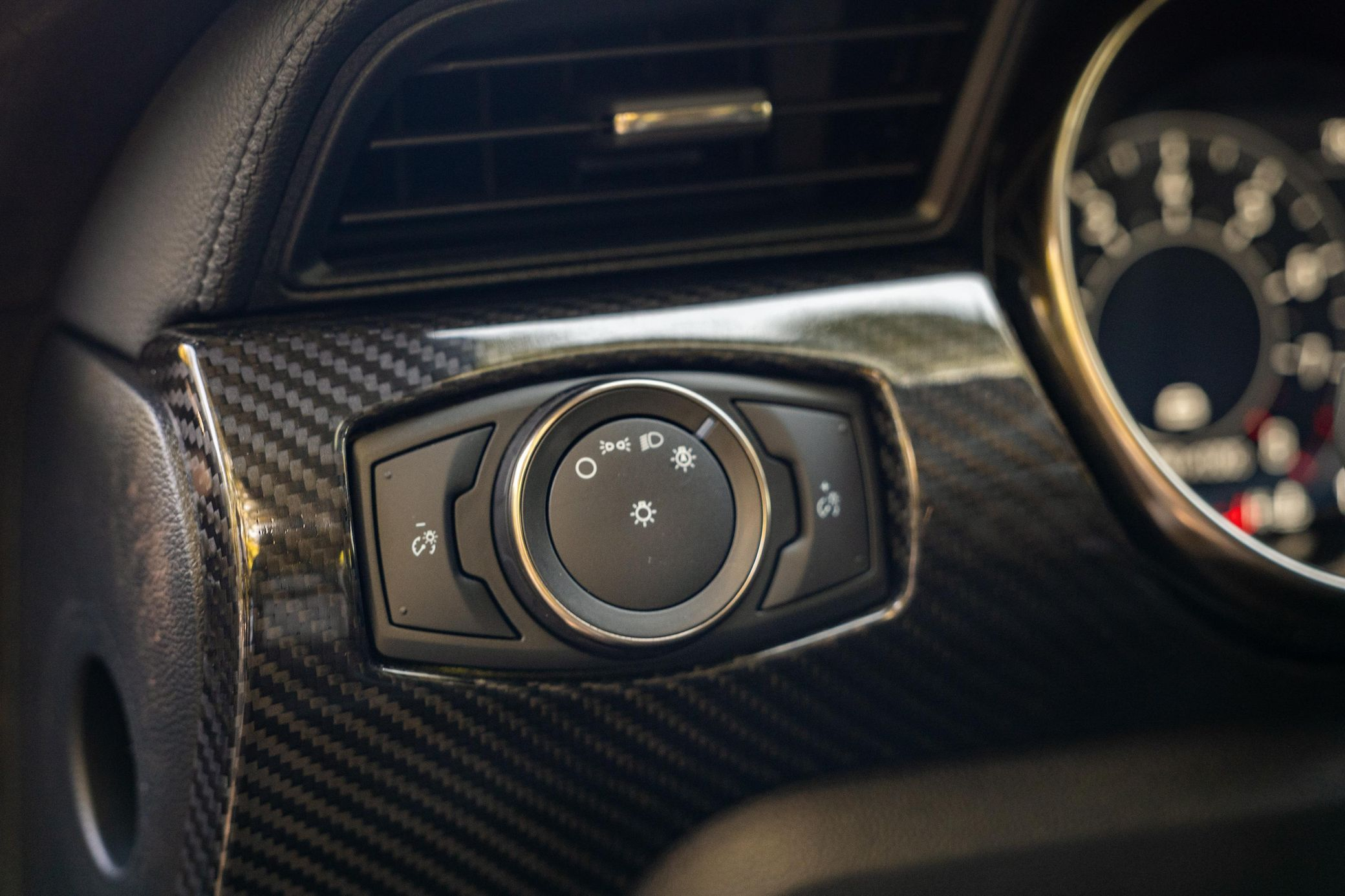 2021 Ford Mustang Shelby GT500 - Image 12