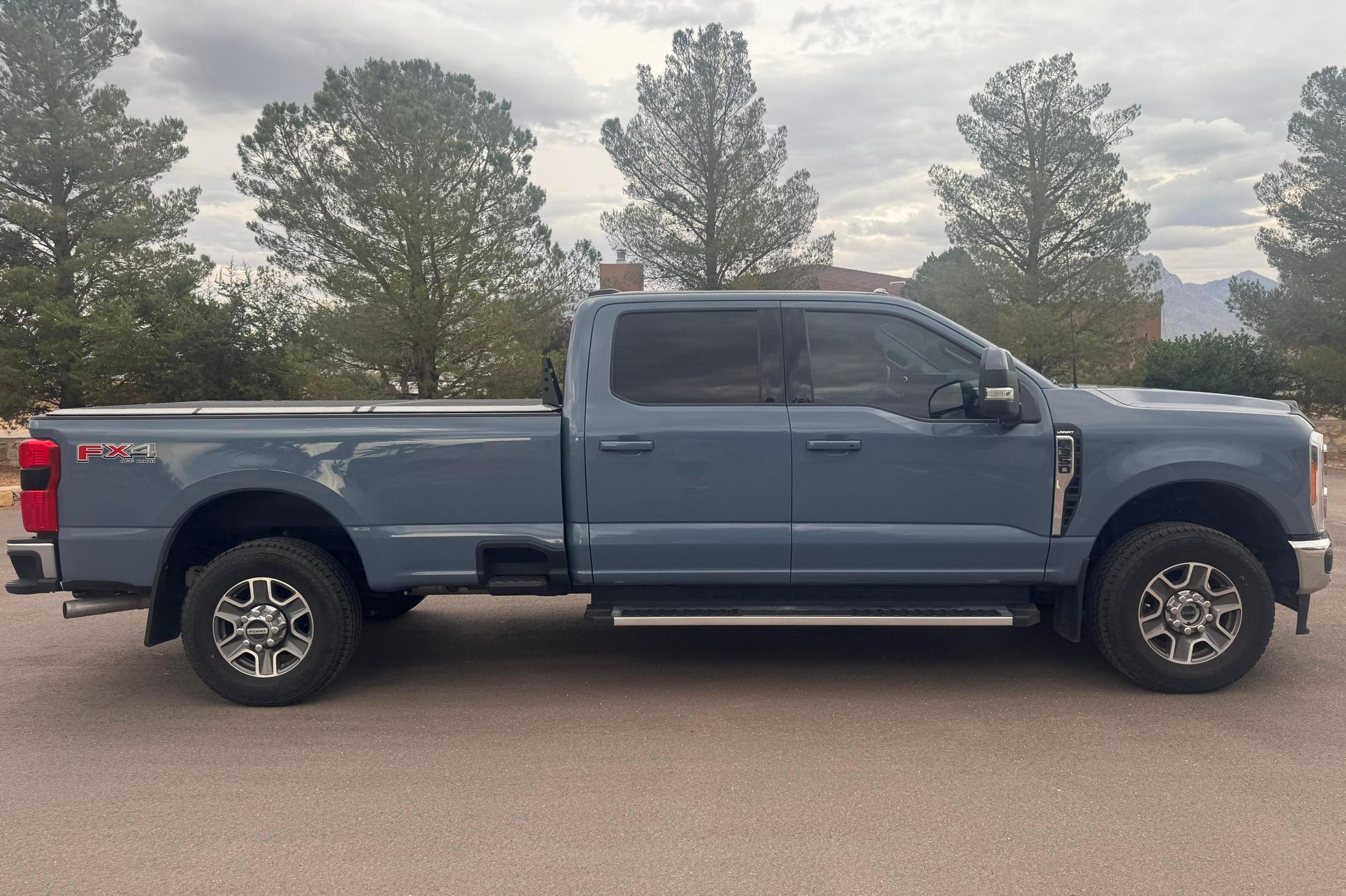 2023 Ford F-350 Super Duty Lariat - Image 54