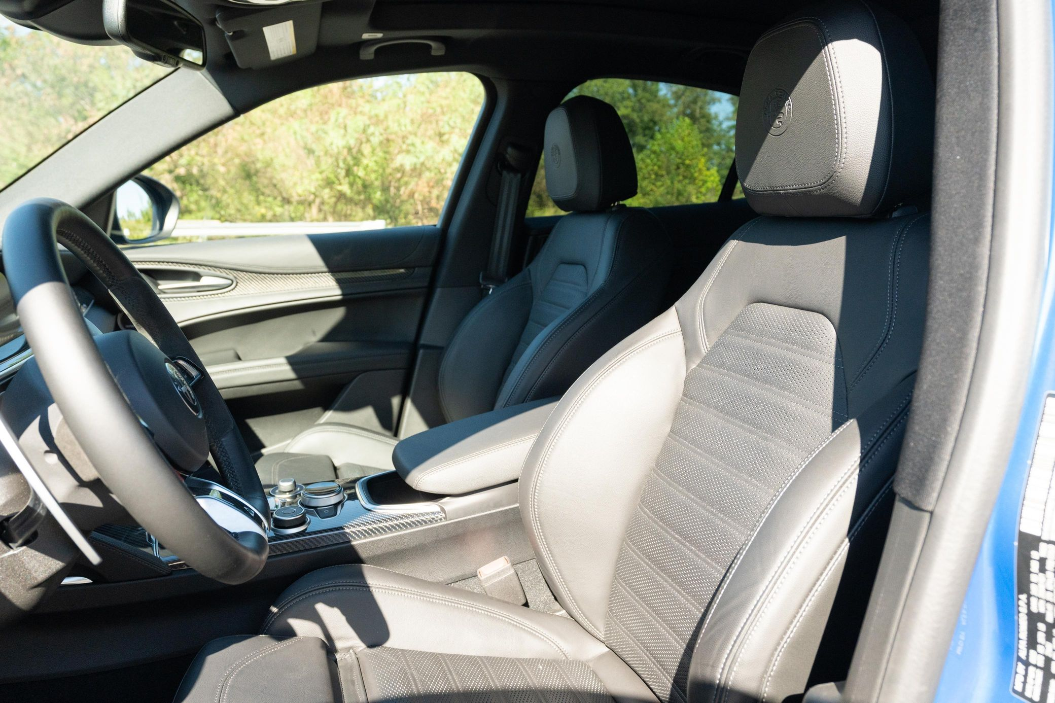 2023 Alfa Romeo Stelvio Quadrifoglio - Image 57