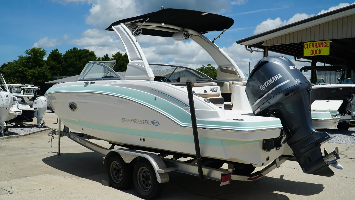 2019 Chaparral 250 Suncoast - Image 3