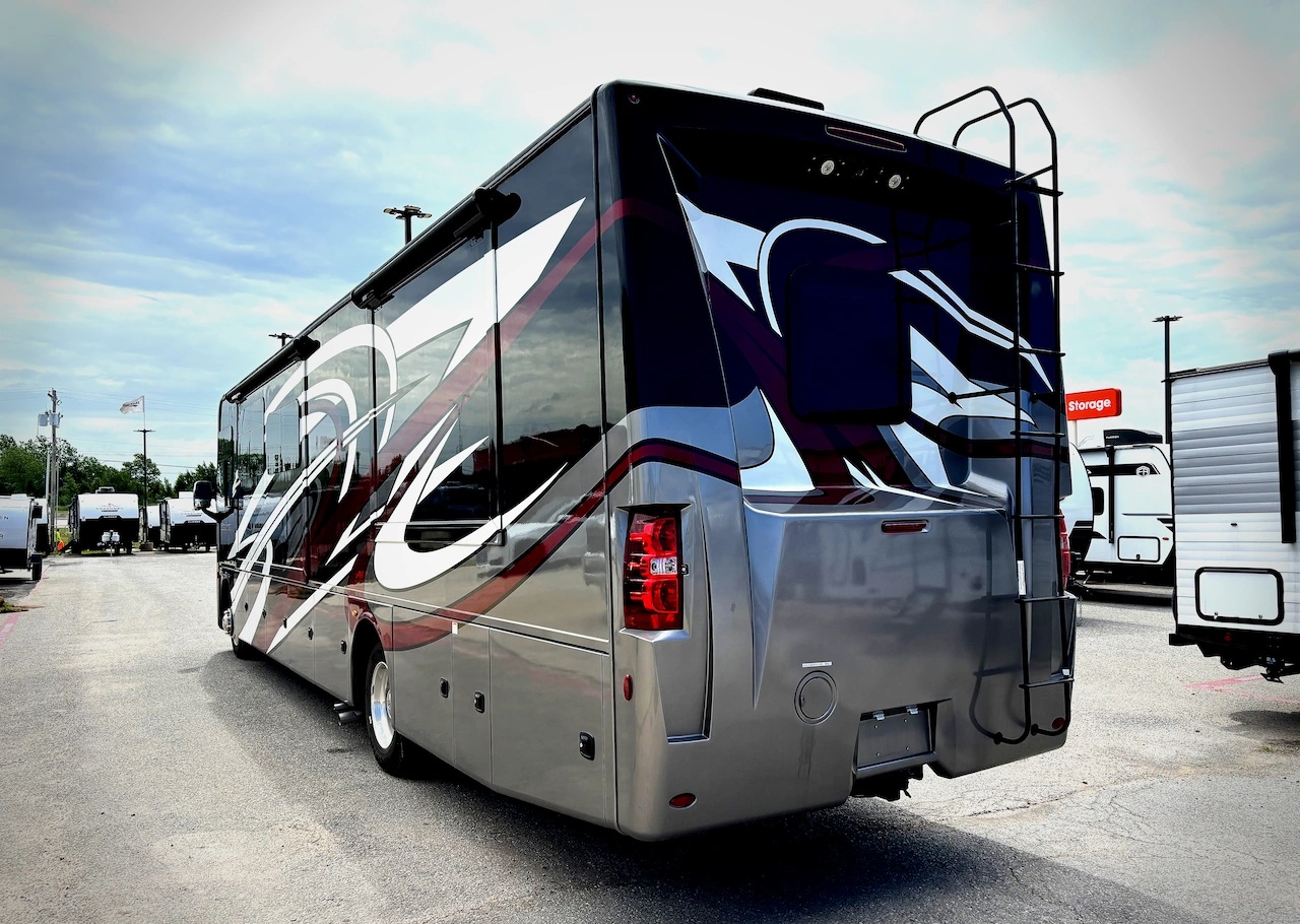 2022 Thor Miramar 37.1 - Image 4