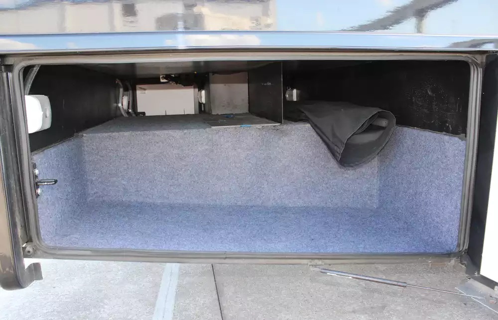 2018 Newmar Bay Star 3113 - Image 14