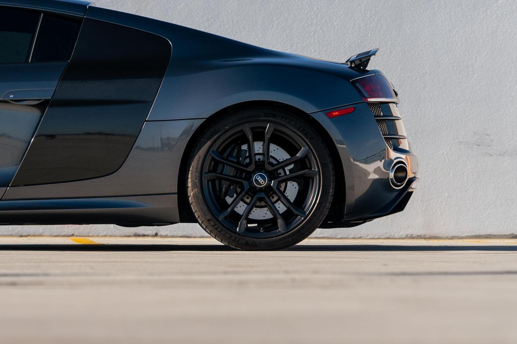 2011 Audi R8 V10 5.2 Quattro - Image 5