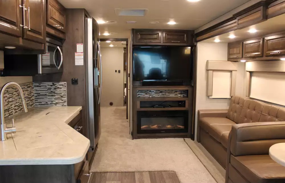 2019 Entegra Coach Emblem 36T - Image 20