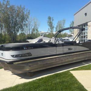 2022 Tahoe Pontoons Cascade Versatile Rear Bench 25