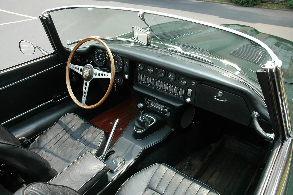 1968 Jaguar E-type 4.2 Roadster Series 1.5 - Image 64