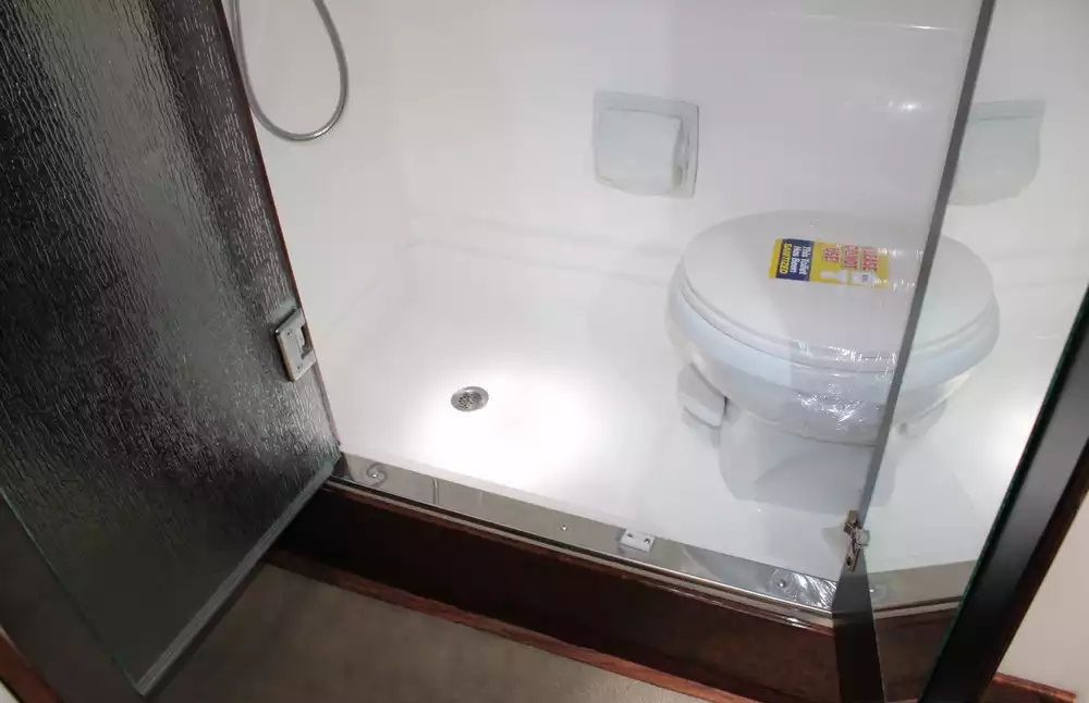 2018 Chinook Countryside MP2 - Image 18