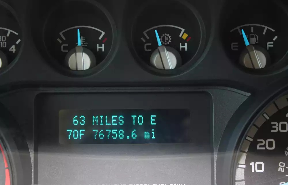 2017 Thor Chateau Super C 35SF - Image 12