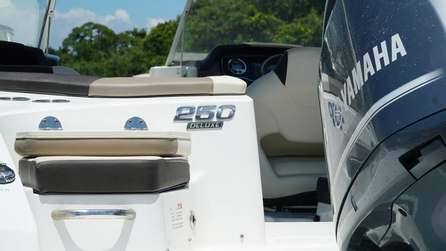 2019 Chaparral 250 Suncoast - Image 21