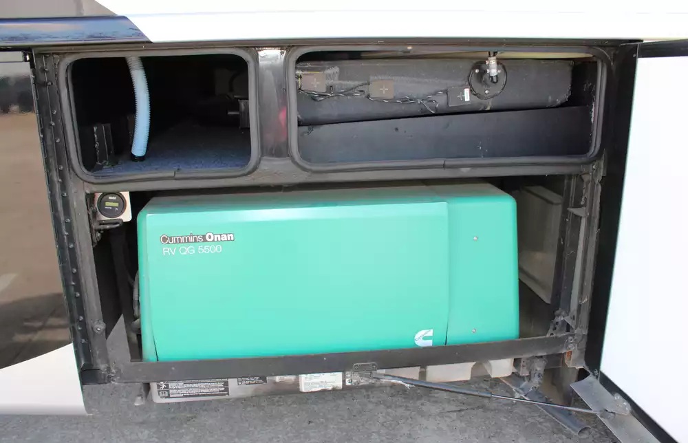 2018 Newmar Bay Star 3113 - Image 22